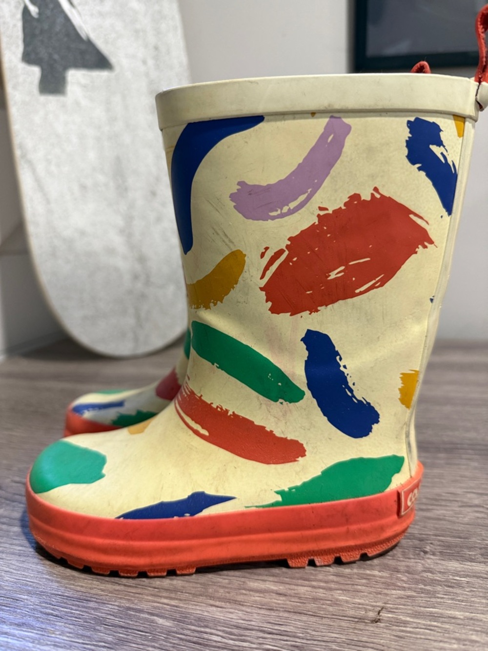Catimini Kids Cream Rain Boots with Multicolor Paint Splotches well loved